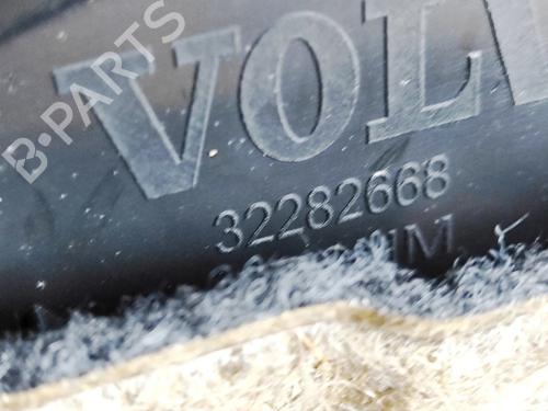 Forreste venstre beklædning VOLVO XC40 (536) B3 Mild-Hybrid | BP37797285C58 - Image 8