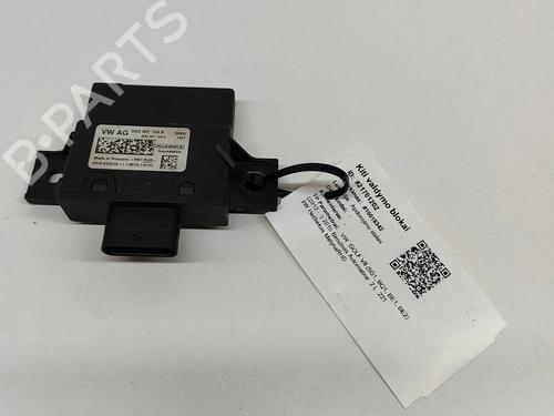 Used Electronic module VW GOLF VII (5G1, BQ1, BE1, BE2) 2.0 R 4motion (300 hp) 16076299