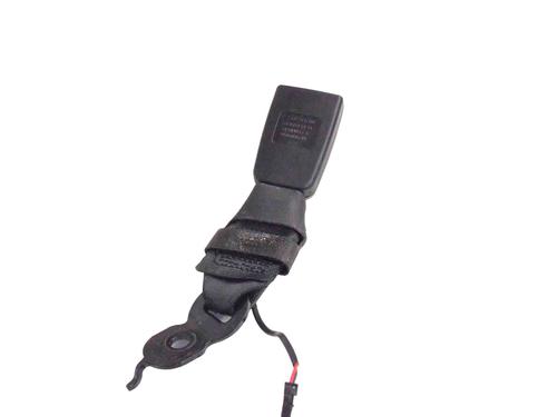 Used Seat buckle BMW 5 (F10) 520 d (184 hp) 30282792