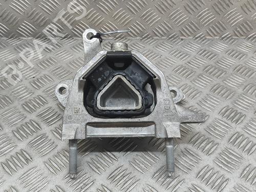 Used Engine mount PEUGEOT 2008 II (UD_, US_, UY_, UJ_, UR_, UC_) e-2008 (UKZKWZ) (156 hp) 27786403