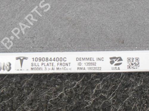 Step TESLA MODEL 3 (5YJ3) EV | BP27747851C149 - Image 3