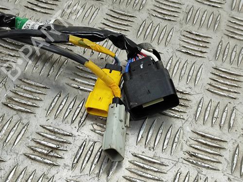 Rear seat TESLA MODEL X (5YJX) 90D AWD | BP33121467C17  - Image 6