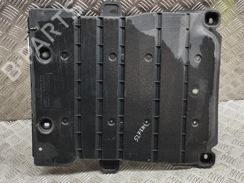 Used Underbody protection SKODA SUPERB III Estate (3V5) 2.0 TDI (150 hp) 25380684