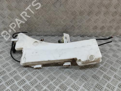 Used Windscreen washer tank Windscreen washer tank PEUGEOT 3008 II SUV (MC_, MR_, MJ_, M4_) Hybrid (224 hp) 28554228 28554228
