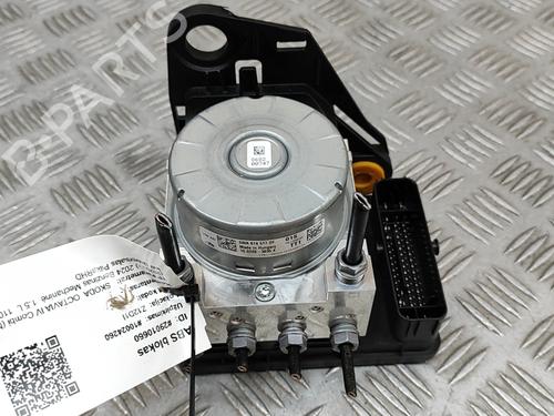 Used ABS pump SKODA OCTAVIA IV Combi (NX5, PV5) 1.5 TSi (150 hp) 28556177
