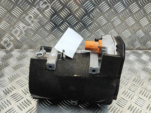 Used AC compressor AC compressor PEUGEOT 3008 III (KA_, KB_, KC_) e-210 (KCZKZX) (213 hp) 33549163 33549163