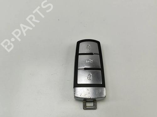 Used Electronic module VW PASSAT B7 Variant (365) 1.6 TDI (105 hp) 26890908