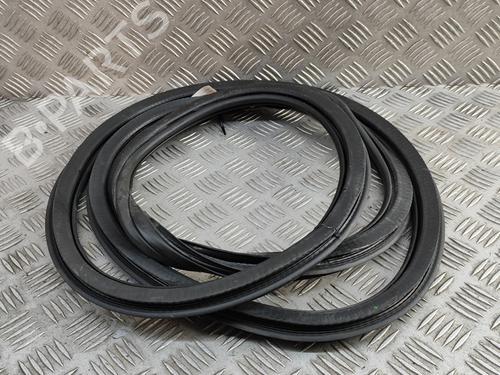 Rubber door seal AUDI A3 Limousine (8VS, 8VM) S3 quattro | BP27288498C142 