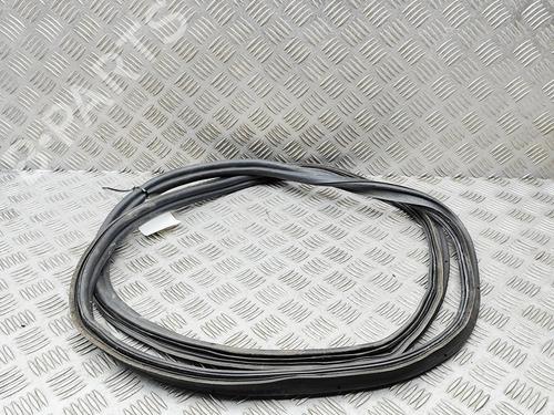 Rubber door seal VW PASSAT B7 (362) 2.0 TDI | BP31687382C142 