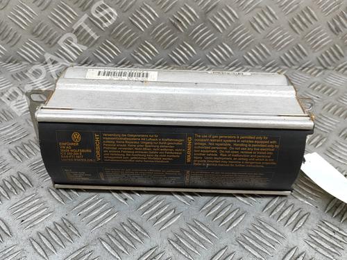 Used Passenger airbag VW NEW BEETLE Convertible (1Y7) 1.6 (102 hp) 28091182