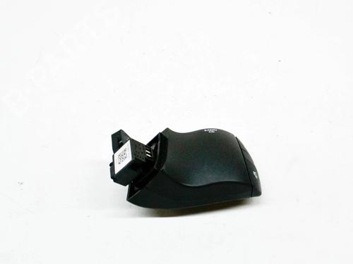 Used Steering wheel controls RENAULT KOLEOS I (HY_) 2.0 dCi 4x4 (HY0K) (150 hp) 10400937