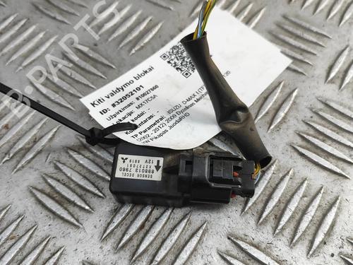 Used Electronic sensor ISUZU D-MAX I (TFR, TFS) 3.0 DiTD 4x4 (TFS85_) (163 hp) 29227389