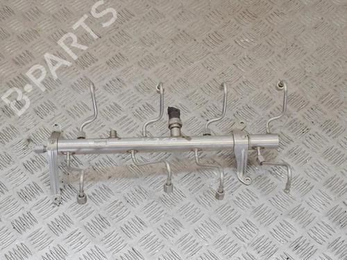 Used Injection rail Injection rail PORSCHE CAYENNE (92A) 4.8 Turbo (500 hp) 6733320 6733320