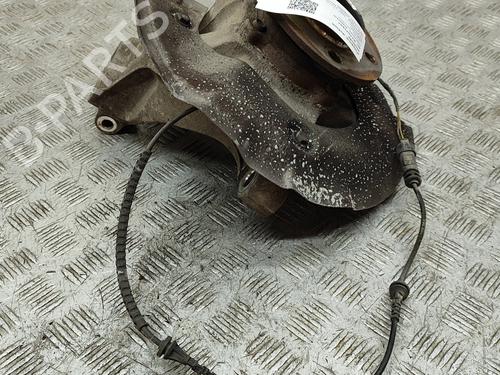 Used Right front steering knuckle BMW X2 (F39) sDrive 18 d (136 hp) 28565497