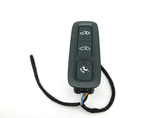 Kombi Kontakt / Stilkkontakt Kombi Kontakt / Stilkkontakt 37642955 37642955