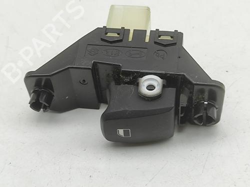 Used Right rear window switch Right rear window switch HYUNDAI KONA (OS, OSE, OSI) EV (136 hp) 33391100 33391100