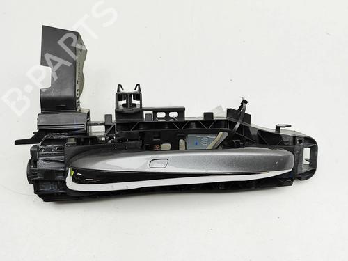 front-left-exterior-door-handle-mercedes-benz-glb-x247-2019-33388215 main image