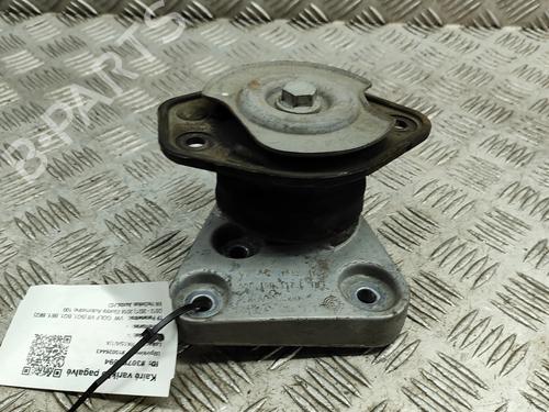 Used Engine mount Engine mount VW GOLF VII (5G1, BQ1, BE1, BE2) e-Golf (136 hp) 26569544 26569544