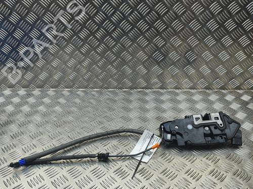 front-left-lock-mercedes-benz-eqb-x243-2021-33391057 main image