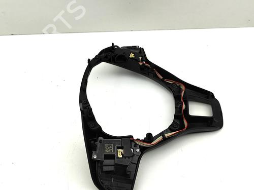 Steering wheel controls MAN TGE Van 2.0 TDI (01V, 03V, 36V, UYB, UYC, UYD) | BP31976988E15