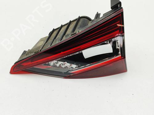 Used Right tailgate light Right tailgate light SKODA SUPERB III Estate (3V5) 2.0 TDI (150 hp) 33385616 33385616