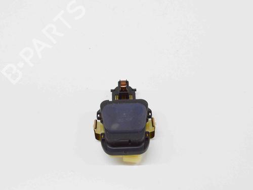 Elektronisk sensor MERCEDES-BENZ C-CLASS (W205) C 200 (205.042) (184 hp) 14913294