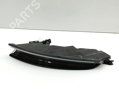 Højre baglygte Højre baglygte PORSCHE TAYCAN Sport Turismo (Y1C) 4S Performance Battery Plus (Y1CDB1) (571 hp) 36045259 36045259