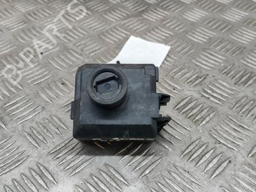 Used Ignition barrel MERCEDES-BENZ A-CLASS (W176) A 180 (176.042) (122 hp) 25217979