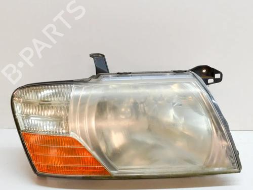 Used Right headlight MITSUBISHI PAJERO III (V7_W, V6_W) 3.2 Di-D (175 hp) 10400656