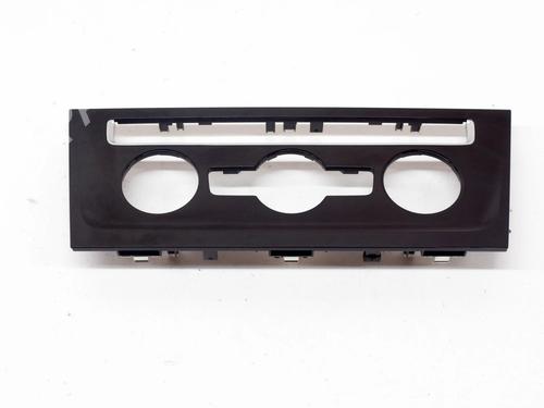 dashboard-vw-golf-vii-5g1-bq1-be1-be2-20-r-4motion-5g2863042-5g2863100c-2012-2013-2014-2015-2016-2017-2018-2019-2020-2021-9510526 main image