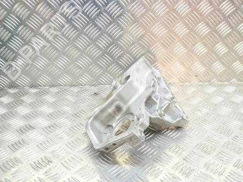 Used Support VOLVO V60 I (155) D4 (190 hp) 14619231