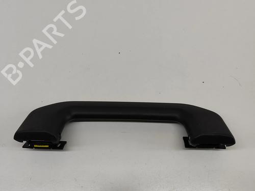 interior-roof-handle-volvo-xc40-536-2017-28555758 main image
