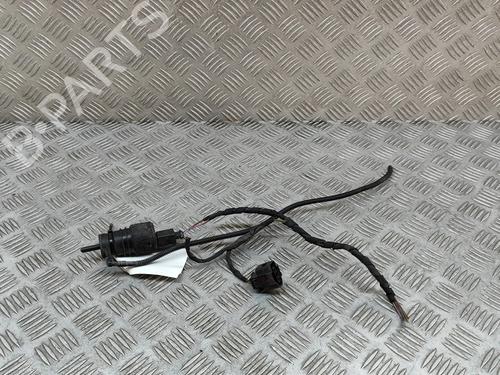 washer-pump-audi-a8-d3-4e2-4e8-2002-2003-2004-2005-2006-2007-2008-2009-2010-24818550 main image