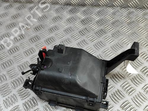 Fuse box JAGUAR XF II (X260) 2.0 D | BP27158313E1