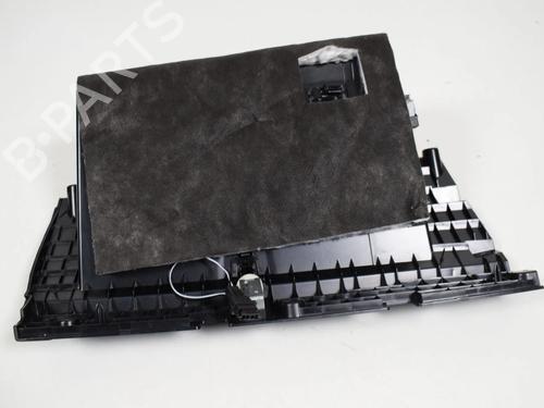 Glove box TESLA MODEL X (5YJX) 90D AWD | BP33396308C95 - Image 4