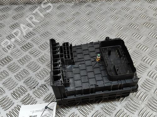 Used Fuse box VW PASSAT B7 Variant (365) 1.6 TDI (105 hp) 27267259