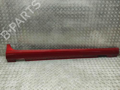 Used Right sideskirt MERCEDES-BENZ CLS (C218) CLS 350 BlueTEC / d (218.326) (258 hp) 21587676
