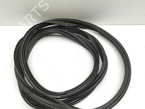 Gummiliste Gummiliste MERCEDES-BENZ GLC (X253) 300 d 4-matic (253.919) (245 hp) 34402236 34402236