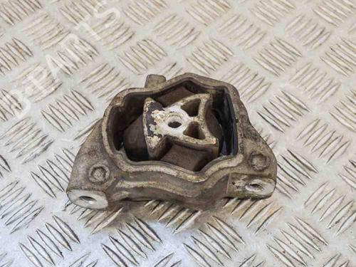 Used Gearbox mount VOLVO V70 III (135) D5 (185 hp) 6748477