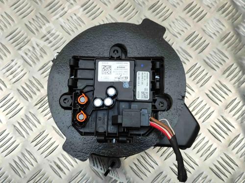 Used Heater blower motor BMW 5 (G30, F90) 530 e Plug-in-Hybrid xDrive (252 hp) 29488224
