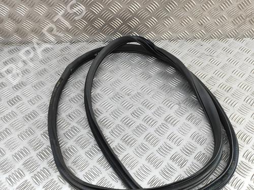 Gummiliste INFINITI Q30 1.6 | BP28564101C142 