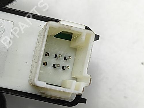 Right rear window switch PEUGEOT 2008 II (UD_, US_, UY_, UJ_, UR_, UC_) e-2008 (UKZKXZ) | BP30131336I28