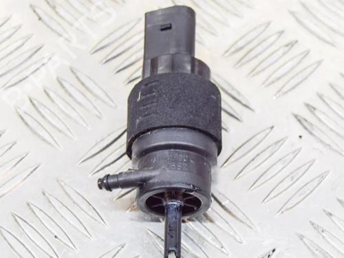 Used Washer pump Washer pump AUDI A4 B9 (8W2, 8WC) 1.4 TFSI (150 hp) 14617241 14617241