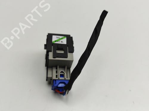 Switch TOYOTA C-HR (_X2_, _H2_) Hybrid (ZYX20) | BP30108469I30