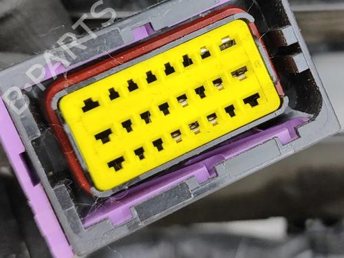 Right front seat TESLA MODEL X (5YJX) P100D AWD | BP33368106C16 - Image 8