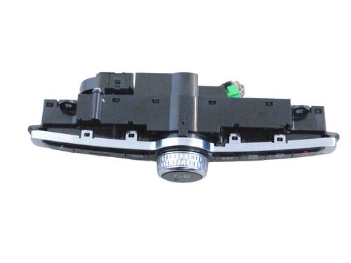 Switch VOLVO XC90 II (256) D5 AWD | BP30250422I30