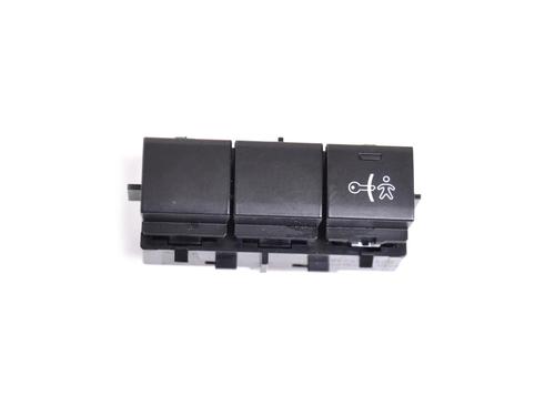 Used Switch PEUGEOT 2008 I (CU_) 1.2 VTi (82 hp) 30222335