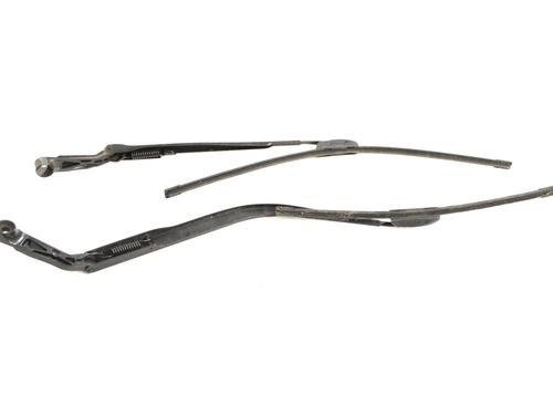 Front windshield wiper arm INFINITI M (Y51) 30d | BP30223540C143