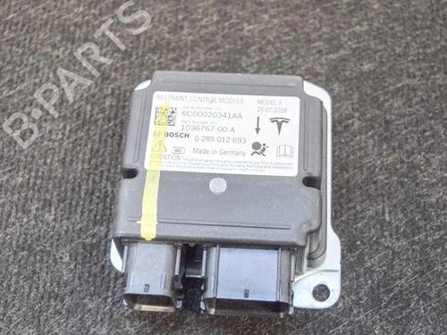Used ECU airbags ECU airbags TESLA MODEL X (5YJX) 90D AWD (525 hp) 20233189 20233189