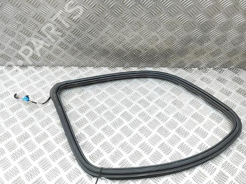 Gummiliste Gummiliste MERCEDES-BENZ GLS (X166) 500 4-matic (166.873) (456 hp) 33825779 33825779